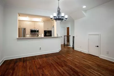 4144 Towne Green Circle, Addison, TX 75001 - Photo 7