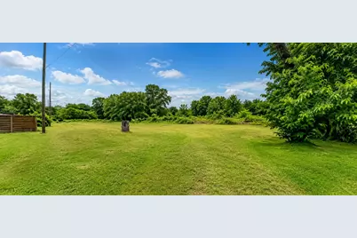504 N Hampton Road, DeSoto, TX 75115 - Photo 5