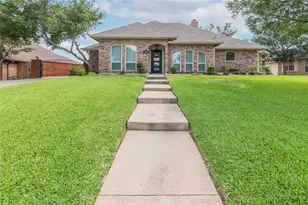 2919 Sweet Briar St, Grapevine, TX 76051 - Photo 1