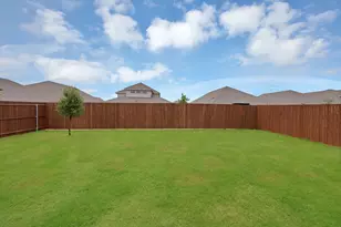 9720 Lariat Dr, Aubrey, TX 76227 - Photo 23
