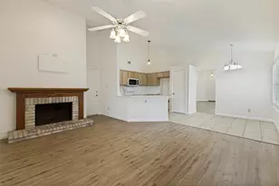 512 Sims Dr, Cedar Hill, TX 75104 - Photo 9