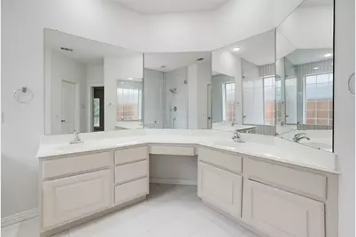 2421 Hunters Run, Flower Mound, TX 75028 - Photo 23