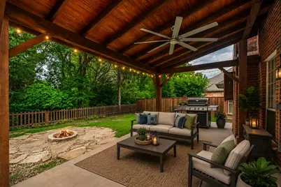 2421 Hunters Run, Flower Mound, TX 75028 - Photo 35