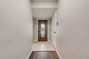 7013 Lincolnshire Ln, North Richland Hills, TX 76182 - Photo 3