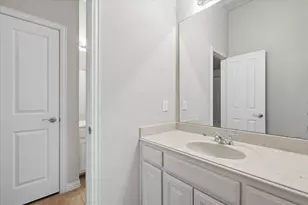 1905 Fountain Meadows Dr, Euless, TX 76039 - Photo 23