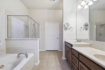 1905 Fountain Meadows Drive, Euless, TX 76039 - Photo 17