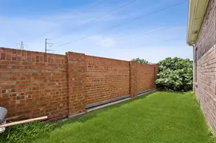 597 Southridge Way, Irving, TX 75063 - Photo 25