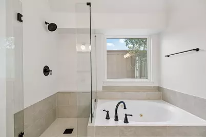 597 Southridge Way, Irving, TX 75063 - Photo 17
