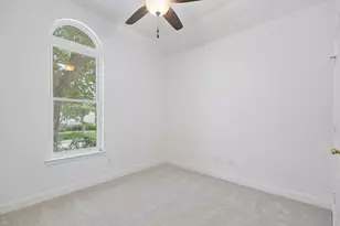 597 Southridge Way, Irving, TX 75063 - Photo 21