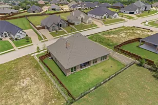 8110 Spanish Hills Dr, Benbrook, TX 76126 - Photo 35