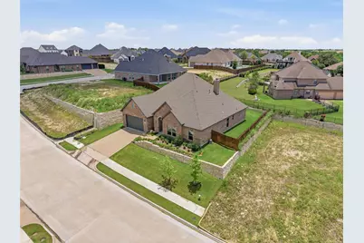 8110 Spanish Hills Drive, Benbrook, TX 76126 - Photo 33