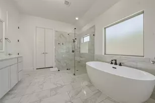 8110 Spanish Hills Dr, Benbrook, TX 76126 - Photo 15