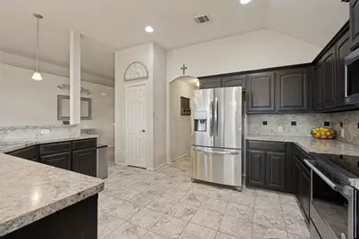 3920 Bonita Springs Drive, Fort Worth, TX 76123 - Photo 9