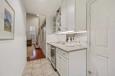 4000 W 5th Street, Fort Worth, TX 76107 - Photo 11