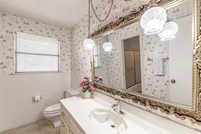 201 Peninsula Court, Granbury, TX 76048 - Photo 11