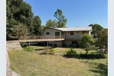 201 Peninsula Court, Granbury, TX 76048 - Photo 1
