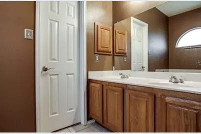 6100 Moor Hen Drive, Denton, TX 76208 - Photo 11