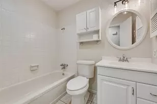 2132 Meandering Dr, Irving, TX 75060 - Photo 9