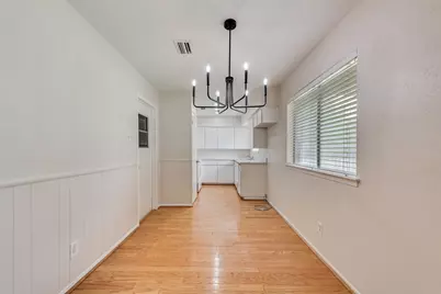 2132 Meandering Drive, Irving, TX 75060 - Photo 5