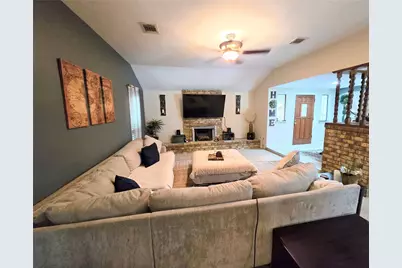 2206 Erin Glen Court, Deer Park, TX 77536 - Photo 5