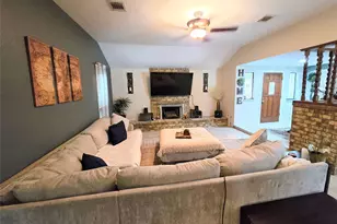 2206 Erin Glen Ct, Deer Park, TX 77536 - Photo 5