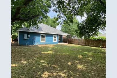 1912 Belzise Terrace, Fort Worth, TX 76104 - Photo 15