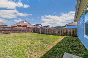720 Autumnwood Way, Princeton, TX 75407 - Photo 19