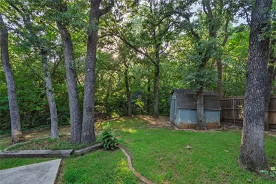 1009 W Winding Creek Drive, Grapevine, TX 76051 - Photo 21