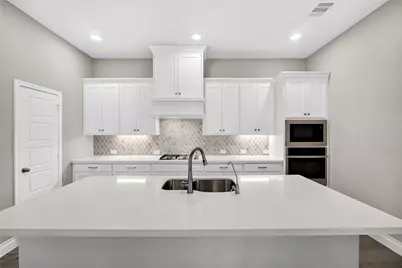 14313 Walsh Avenue, Fort Worth, TX 76008 - Photo 17