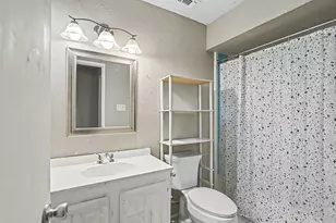 7813 Acapulco Rd, Fort Worth, TX 76112 - Photo 13