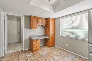 7813 Acapulco Rd, Fort Worth, TX 76112 - Photo 9