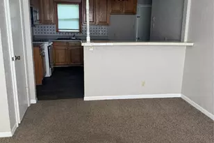 6006 Sayle St, Greenville, TX 75402 - Photo 3