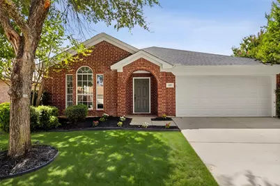 137 Flyaway Lane, Fort Worth, TX 76120 - Photo 1