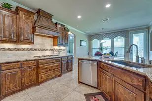4915 Joy Ct, Sachse, TX 75048 - Photo 11
