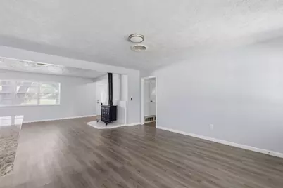 2120 Nottingham Boulevard, Fort Worth, TX 76112 - Photo 5