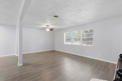 2120 Nottingham Boulevard, Fort Worth, TX 76112 - Photo 11