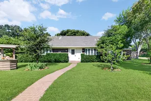 313 King Richard St, Irving, TX 75061 - Photo 1