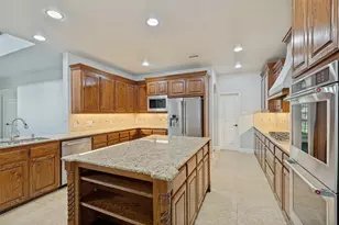 10325 Fire Ridge Dr, Frisco, TX 75033 - Photo 11