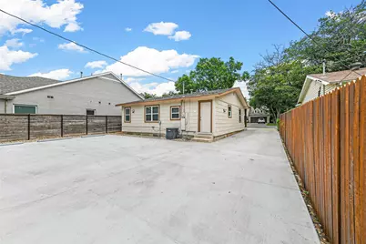 2717 Townsend Drive, Fort Worth, TX 76110 - Photo 35