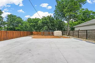 2717 Townsend Dr, Fort Worth, TX 76110 - Photo 37