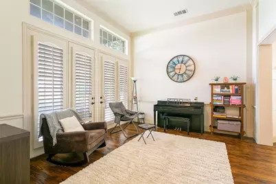 4261 Hunt Drive, Carrollton, TX 75010 - Photo 5