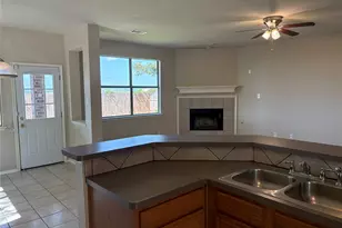 10701 Ambling Trail, Fort Worth, TX 76108 - Photo 7