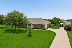 107 Blue Ribbon Trail, Weatherford, TX 76087 - Photo 1