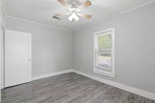 630 E Acheson St, Denison, TX 75021 - Photo 19