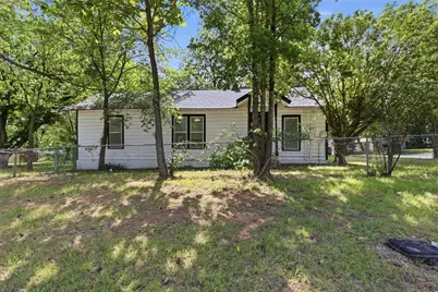 630 E Acheson Street, Denison, TX 75021 - Photo 1
