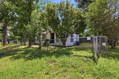 630 E Acheson Street, Denison, TX 75021 - Photo 27