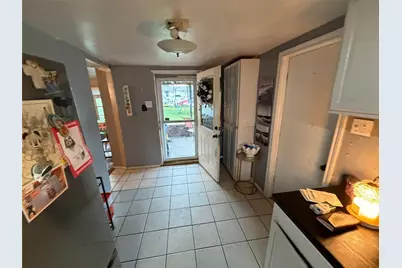 5505 Urbanview Street, Sansom Park, TX 76114 - Photo 3