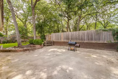 116 Robinwood Lane, Azle, TX 76020 - Photo 21