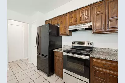 702 Woodcrest Drive, Grand Prairie, TX 75052 - Photo 23