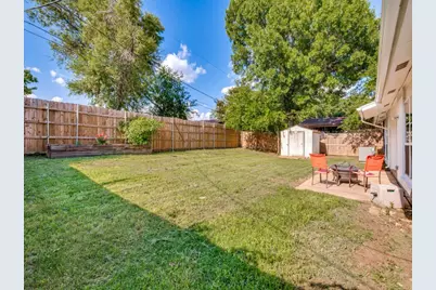 702 Woodcrest Drive, Grand Prairie, TX 75052 - Photo 7